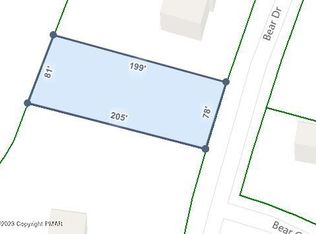 369 Bear Rd, Bushkill, PA 18324