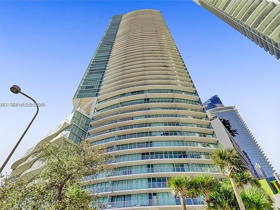 2nd image of 888 Biscayne Blvd APT 5102
