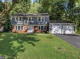 28 Noblewood Pl, Willingboro, NJ 08046