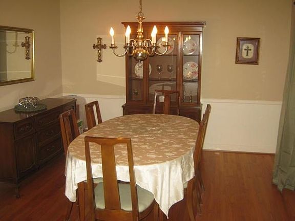 4th image of 2 Cape Charles Dr