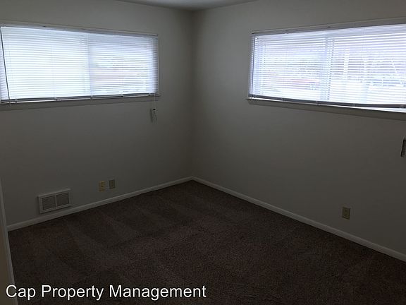 4th image of 731 John St APT 02