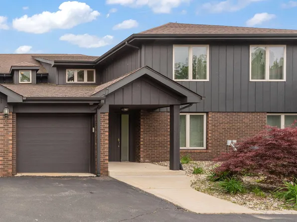 2549 N Lakeshore Dr, Crown Pt, IN 46307