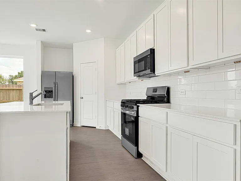 1763 Primrose Pointe Dr — Photo 9