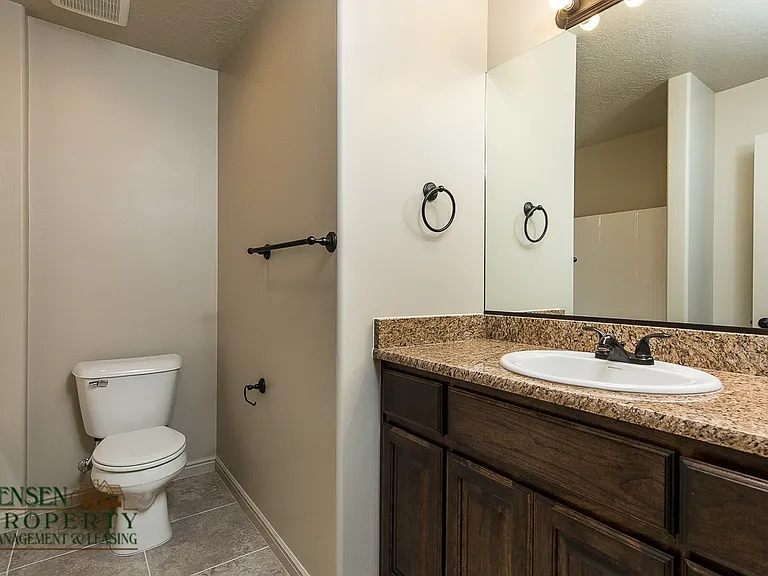 370 W Buena Vis #102 — Photo 14