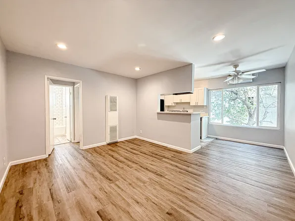 1613 Barry Ave #4, Los Angeles, CA 90025