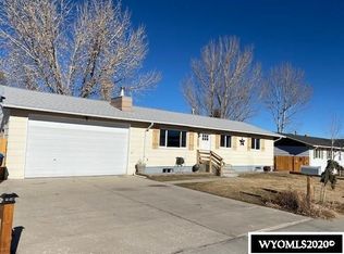375 N Wagon Wheel Dr, Green River, WY 82935