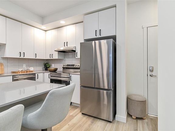 5th image of 2390 City Gate Blvd #617