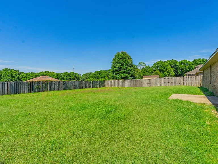 5254 Moore Loop — Photo 18