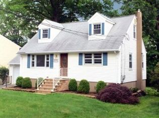 559 Knoll Rd, Boonton, NJ 07005