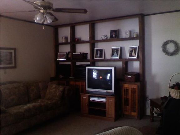 2nd image of 11 Floral Ave