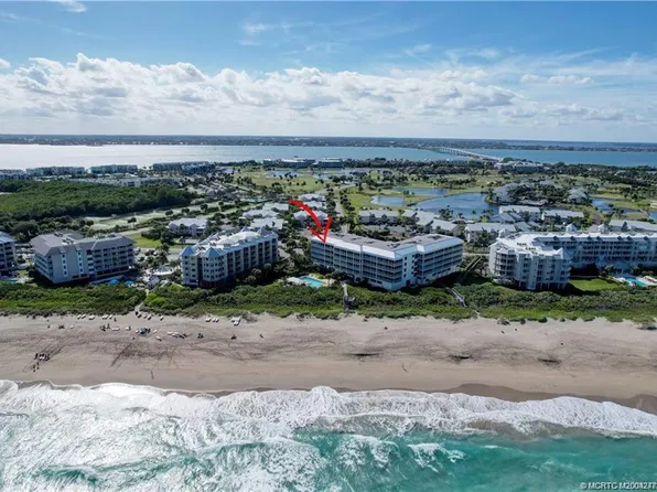 529 NE Plantation Rd APT 202, Stuart, FL 34996