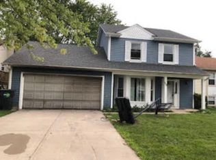 113 Azalea Cir, Streamwood, IL 60107