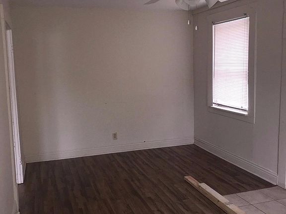 4th image of 723 Polsgrove St