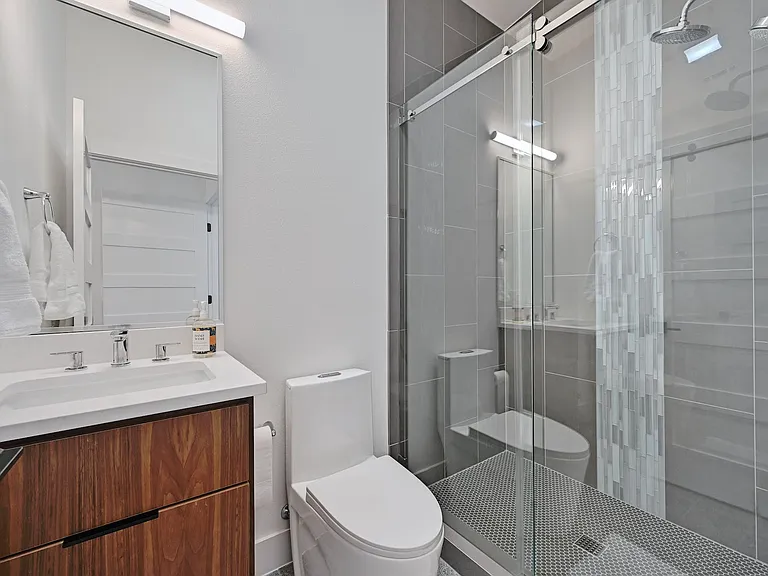 201 Tillery Sq #2 — Photo 2