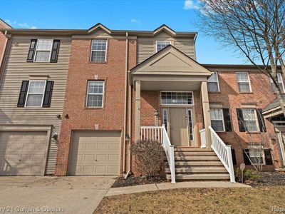 13596 Pinewood Ln, Belleville, MI, 48111