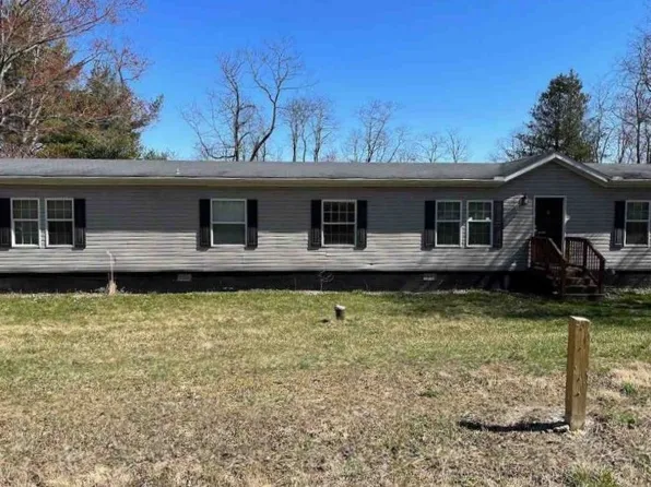 229 Hobbit Hollow Rd, Altoona, PA 16601