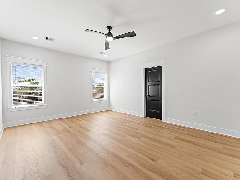 7222 Market St — Photo 11