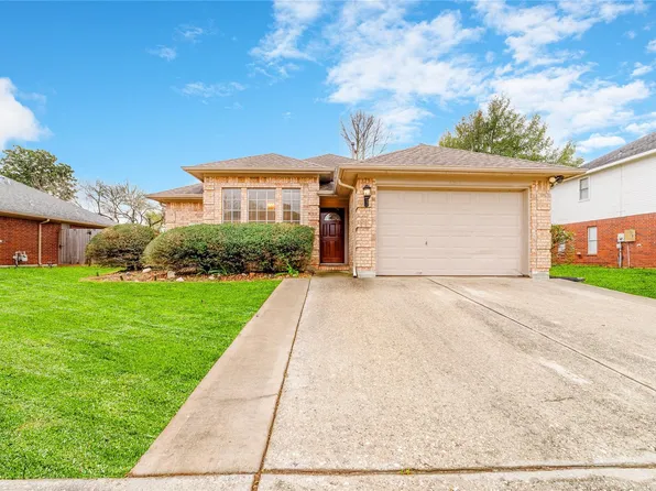 4822 Black Rock St, Baytown, TX 77521