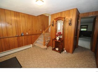 3 Fenner Ln, Nanuet, NY 10954