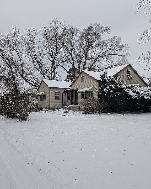 1st image of 15805 NW 84th St