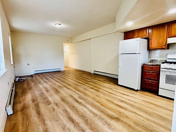 4th image of 206 Zerby Ave #1