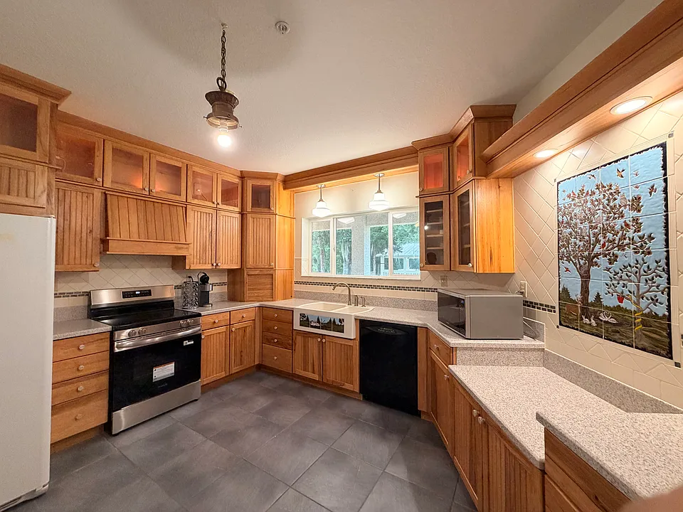 5775 Datil Pepper Rd