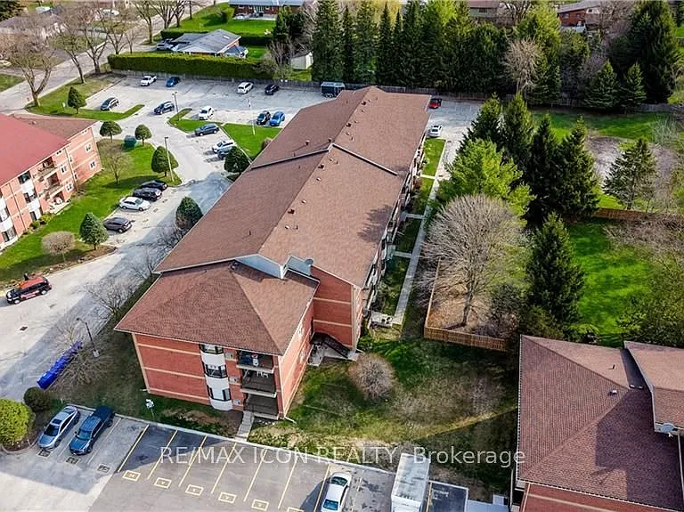440 Durham St W #210 — Photo 7