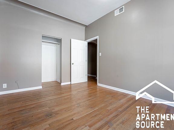 5th image of 907 W Belmont Ave APT 3F