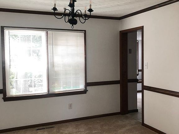3rd image of 2509 Elson Green Ave