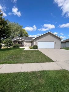 111 Lazy Lake Dr, Fall River, WI, 53932
