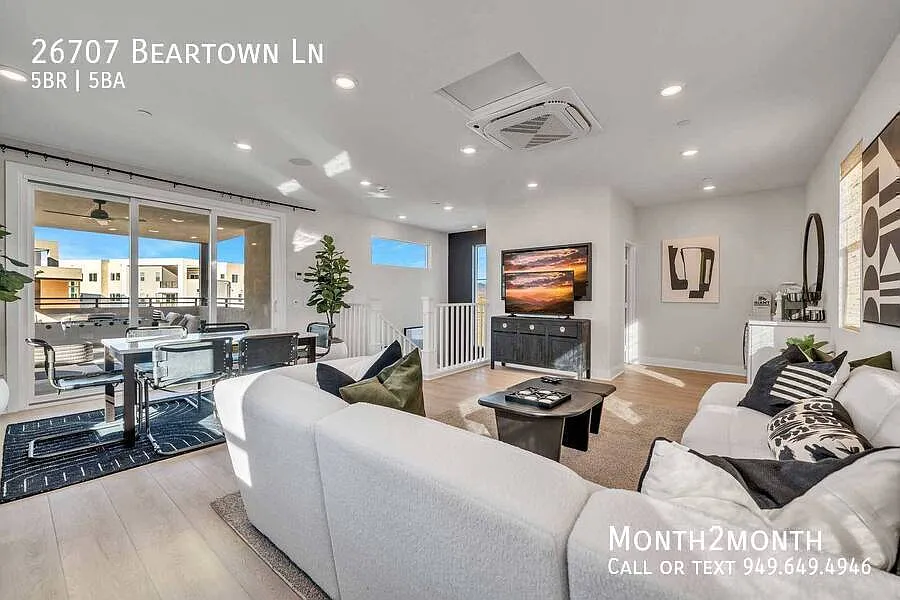 Stylish Sanctuary on Beartown Lane — Photo 4