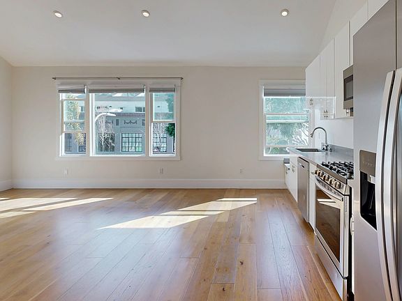 3rd image of 3134 24th St APT 3