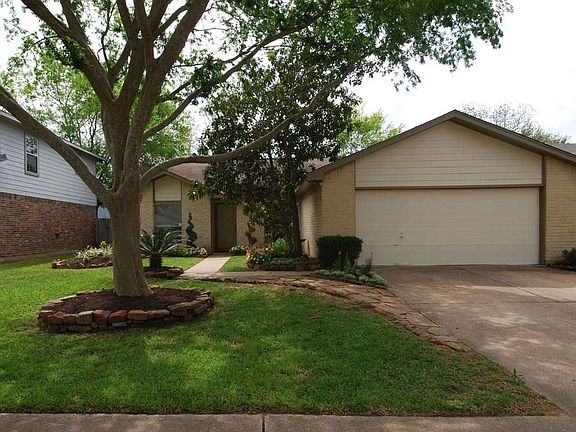 2nd image of 19315 Cypress Bay Dr