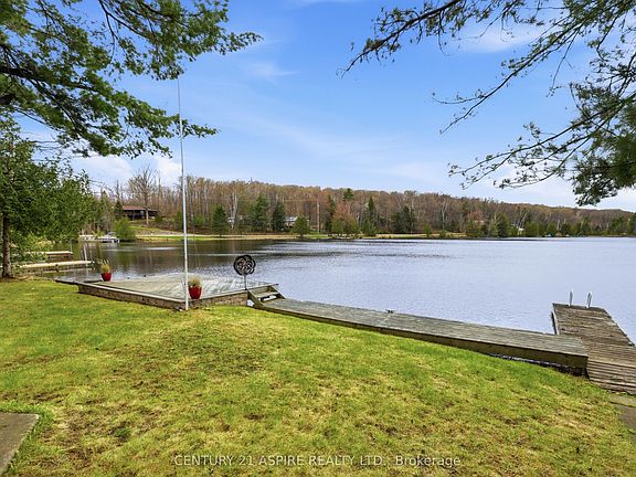 3rd image of 1023 Perry Point Ln