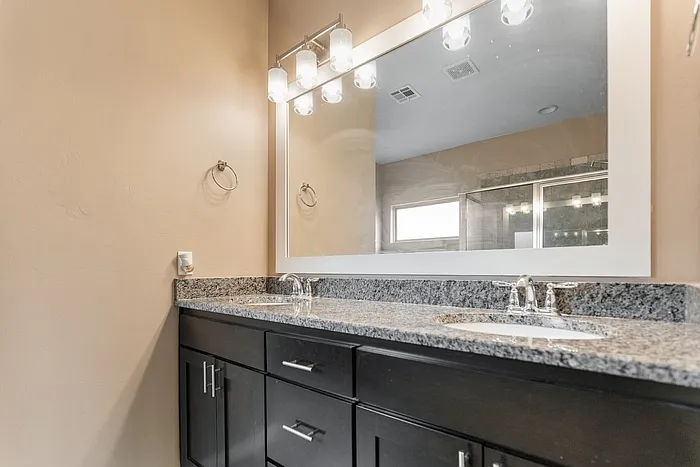1200 Ridgeway Dr — Photo 17