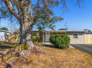 10747 109th Way, Seminole, FL 33778