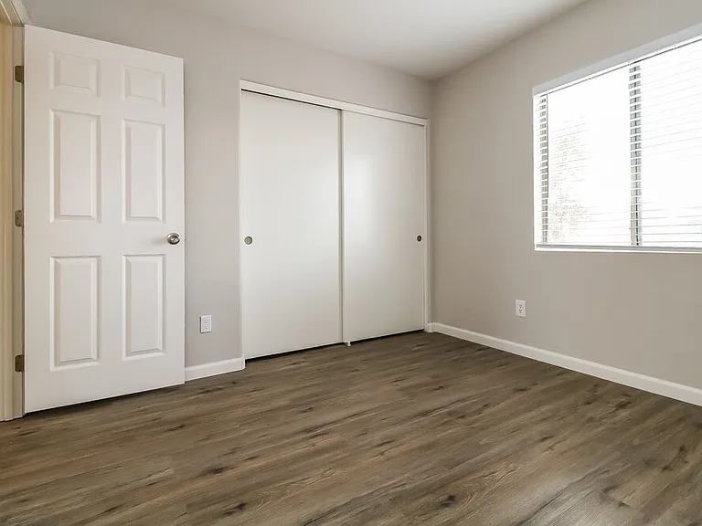 12329 W Windrose Dr — Photo 12