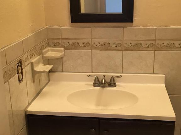 5th image of 3600 NW 21st St APT 110