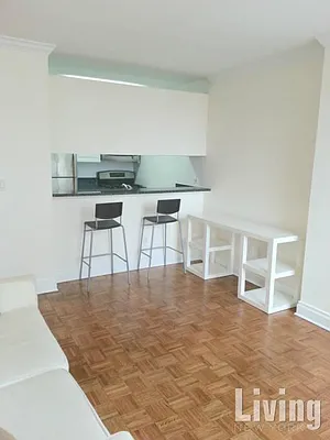 Rented by Living New York | media 17