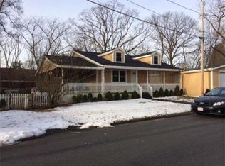 7 Maplewood Rd, Millbury, MA 01527