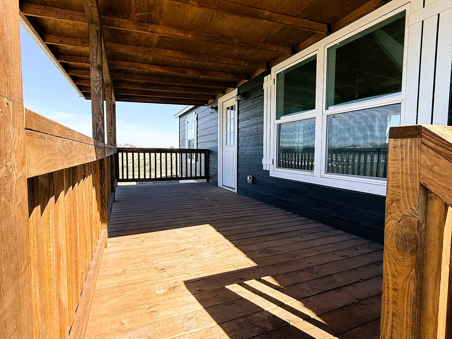 2 bed, 972 sqft, $1,550 — Photo 3