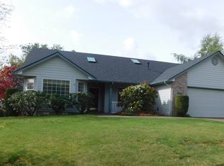 1765 SW Boxwood Ln, Dallas, OR 97338