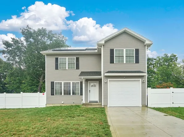 28 Juliet St, Springfield, MA 01118