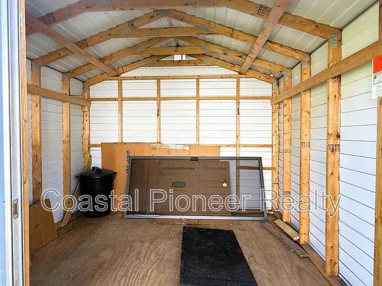 4550 Charter St #RC — Photo 32