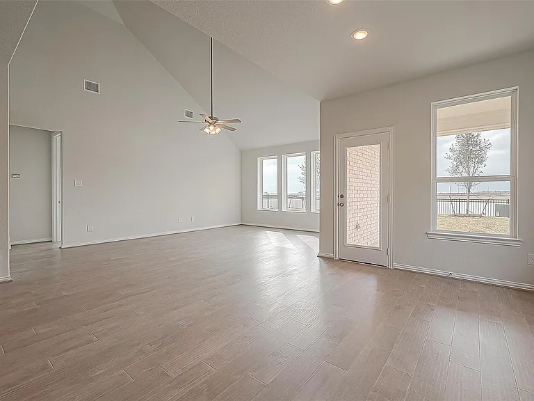 5823 Westwood Shore Dr — Photo 9