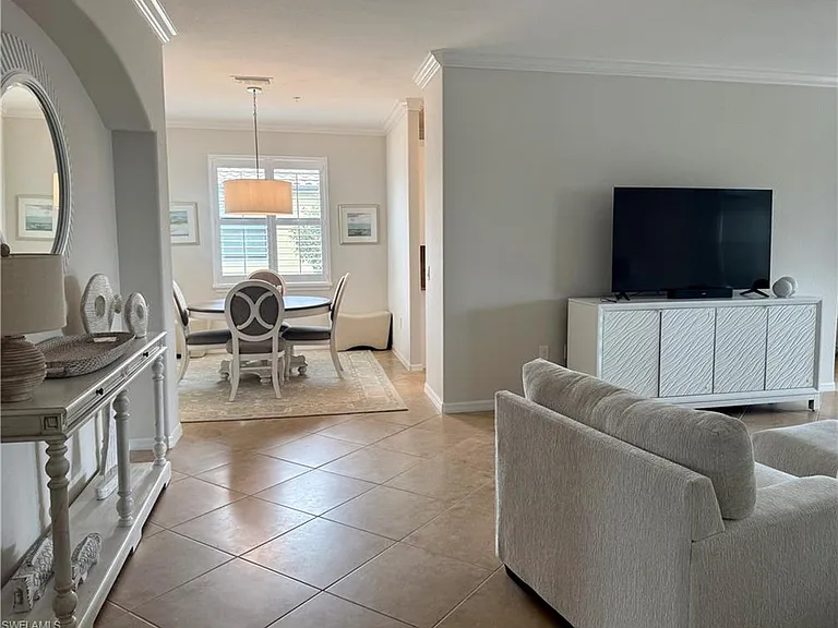 9498 Napoli Ln #201 — Photo 6