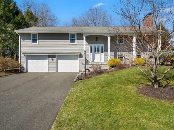 16 Joann Dr, Westfield, MA 01085