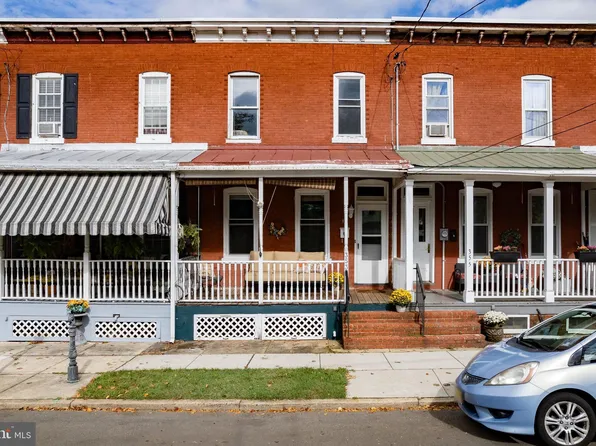 353 Oliver St, Bordentown, NJ 08505