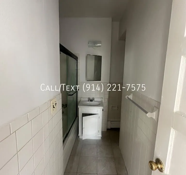 13 Porach St