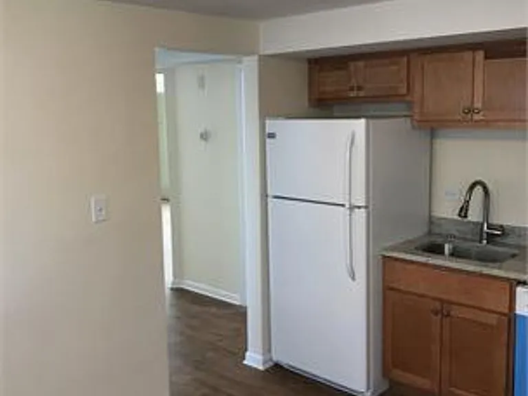 6304 West Bloomingdale — Photo 2